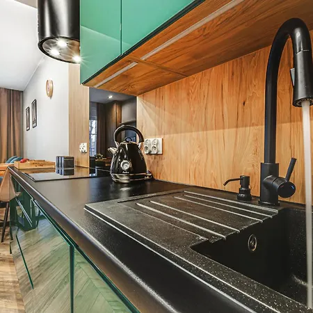 アパート Luksus W Samym Centrum ヴロツワフ